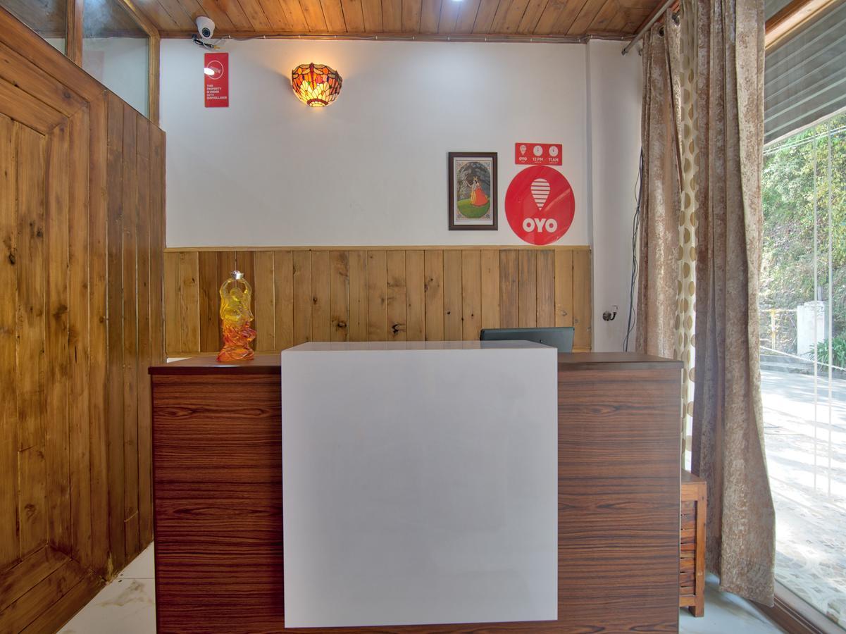 Oyo 13755 Woodstock Inn Далхаузи Екстериор снимка